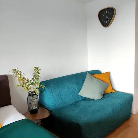 Sauna, Pools Mit Xxl-terasse Oder Kinderkino Appartamento *