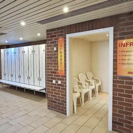 Sauna, Pools Mit Xxl-terasse Oder Kinderkino
