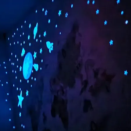 Sauna, Pools Mit Xxl-terasse Oder Kinderkino *