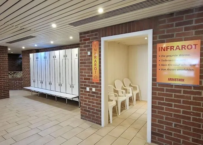 Sauna, Pools Mit Xxl-terasse Oder Kinderkino