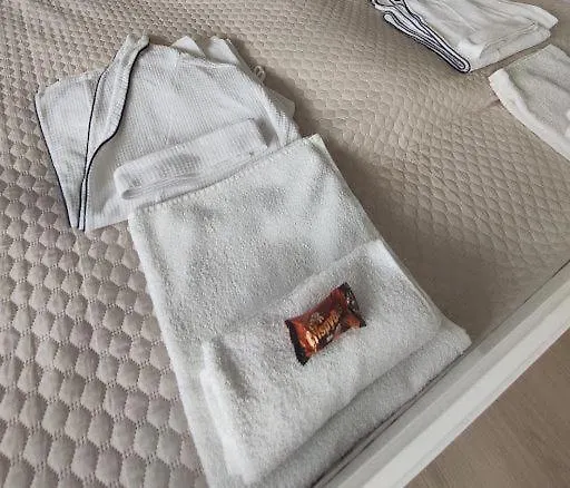 Sauna, Pools Mit Xxl-terasse Oder Kinderkino